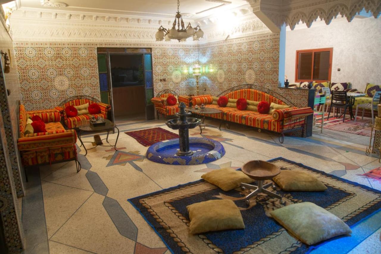 Riad Dar Fadma Uarzazate Exterior foto